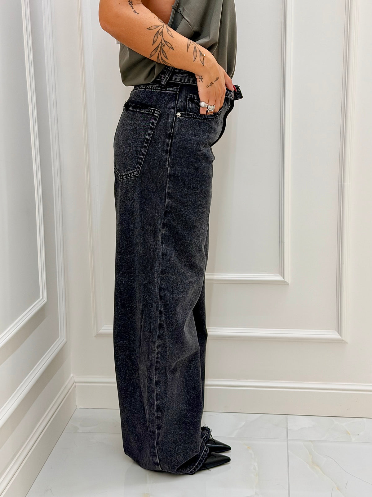 Denim Isa black